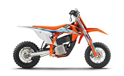 Zeige Details für KTM SX-E 3 Bild von KTM SX-E 3