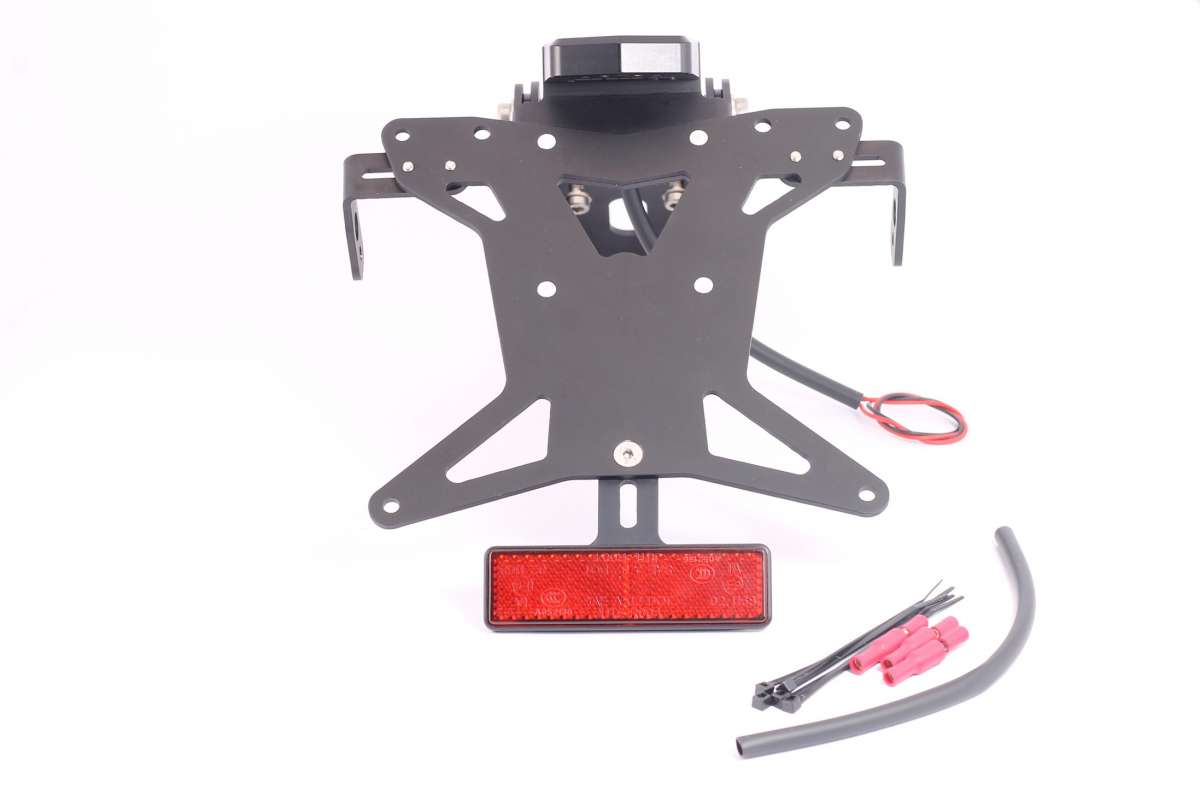 Kennzeichenhalter (172x168mm), kurzes Heck, inkl. LED Beleuchtung