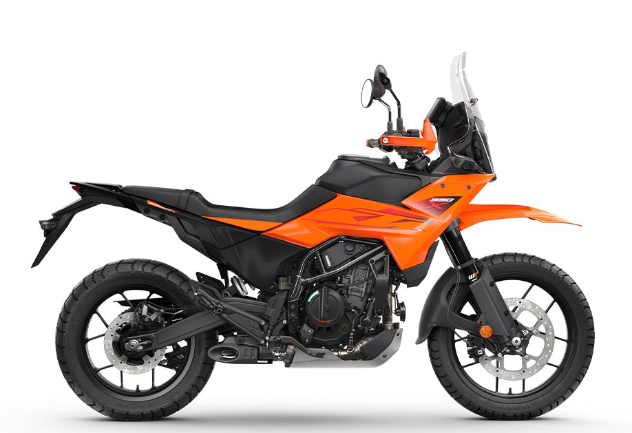 KTM 390 Adventure X orang