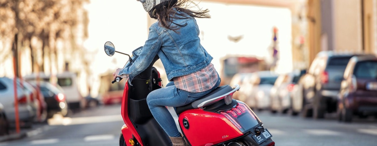 Bild für Kategorie FAHRZEUGVERMIETUNG